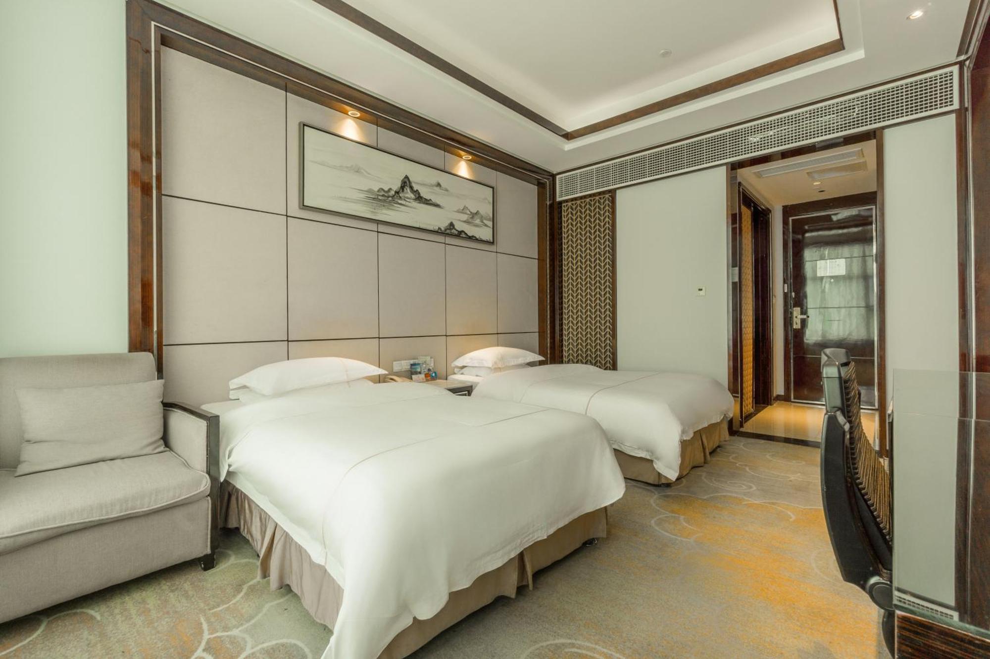 Jin-Tai Holiday Hotel 楽山市 エクステリア 写真
